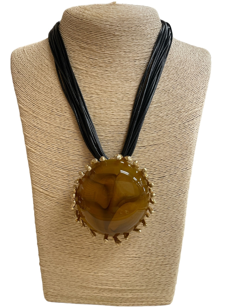 Brown Stone Gold Short Necklace